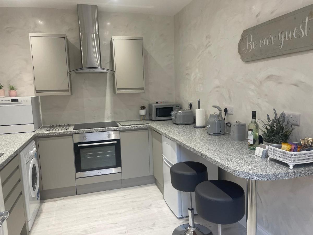 Courtyard Holiday Apartments Belper Exterior foto