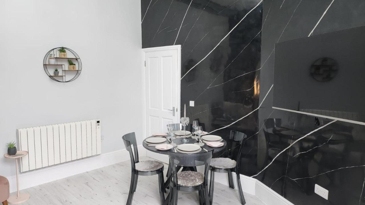 Courtyard Holiday Apartments Belper Exterior foto
